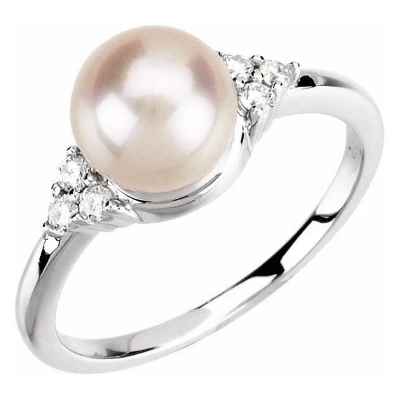 14K White Gold 7.5-8 mm Freshwater Cultured Pearl & 1:8 CTW Diamond Ring from Leonard & Hazel™
