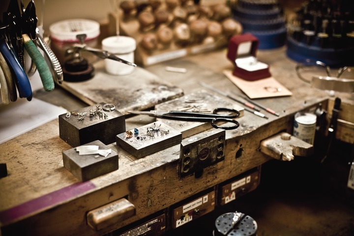 Leonard & Hazel Work Bench