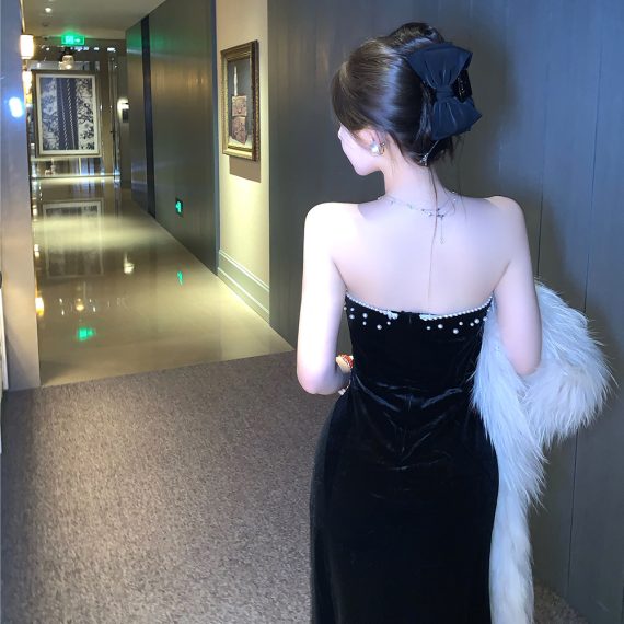 Luxury Celebrity-Style Strapless Evening Gown Velvet Wais