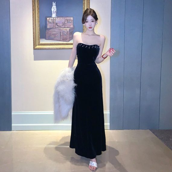 Luxury Celebrity-Style Strapless Evening Gown Velvet Wais