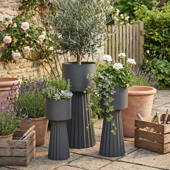 3Pcs Metal Plant Pots with Stand Indoor Outdoor Tall Flow